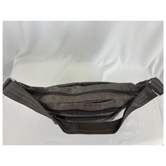 Lug Trooper Nylon Crossbody Gray Purse Travel Bag Water Bottle Pockets Work - Picture 8 of 15